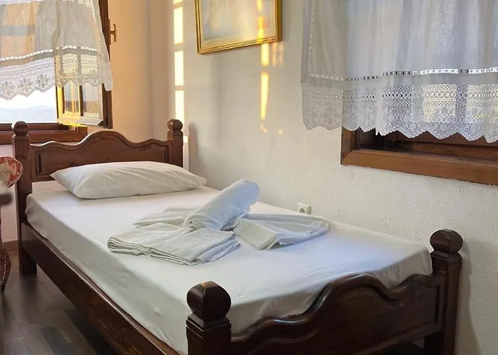 招待所 Pjetri House 培拉特